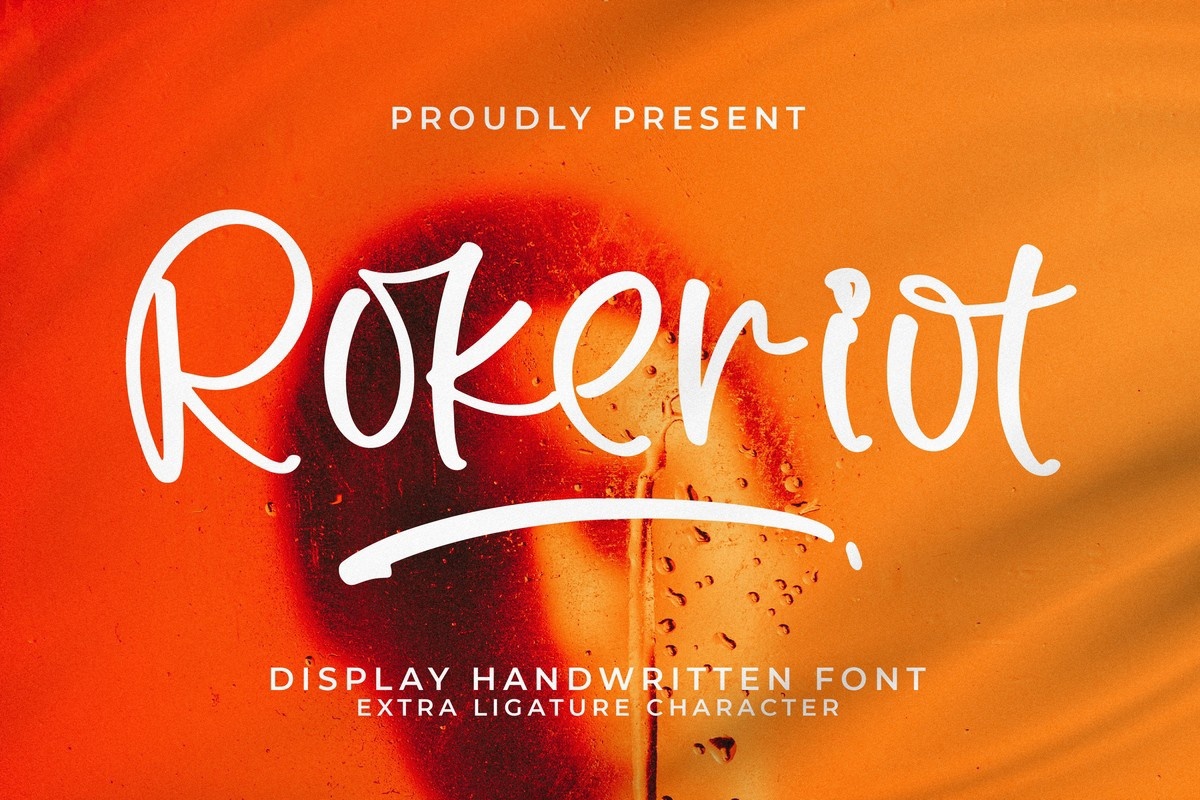 Пример шрифта Rokeriot