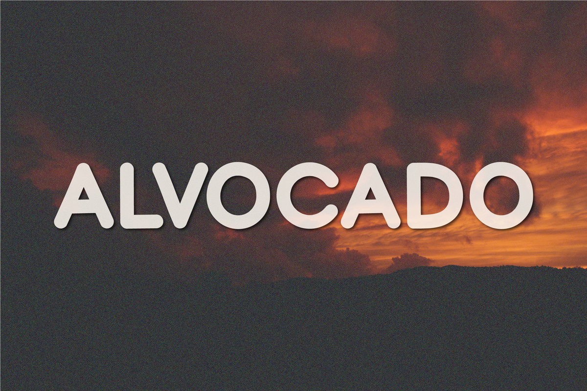 Пример шрифта Alvocado Regular