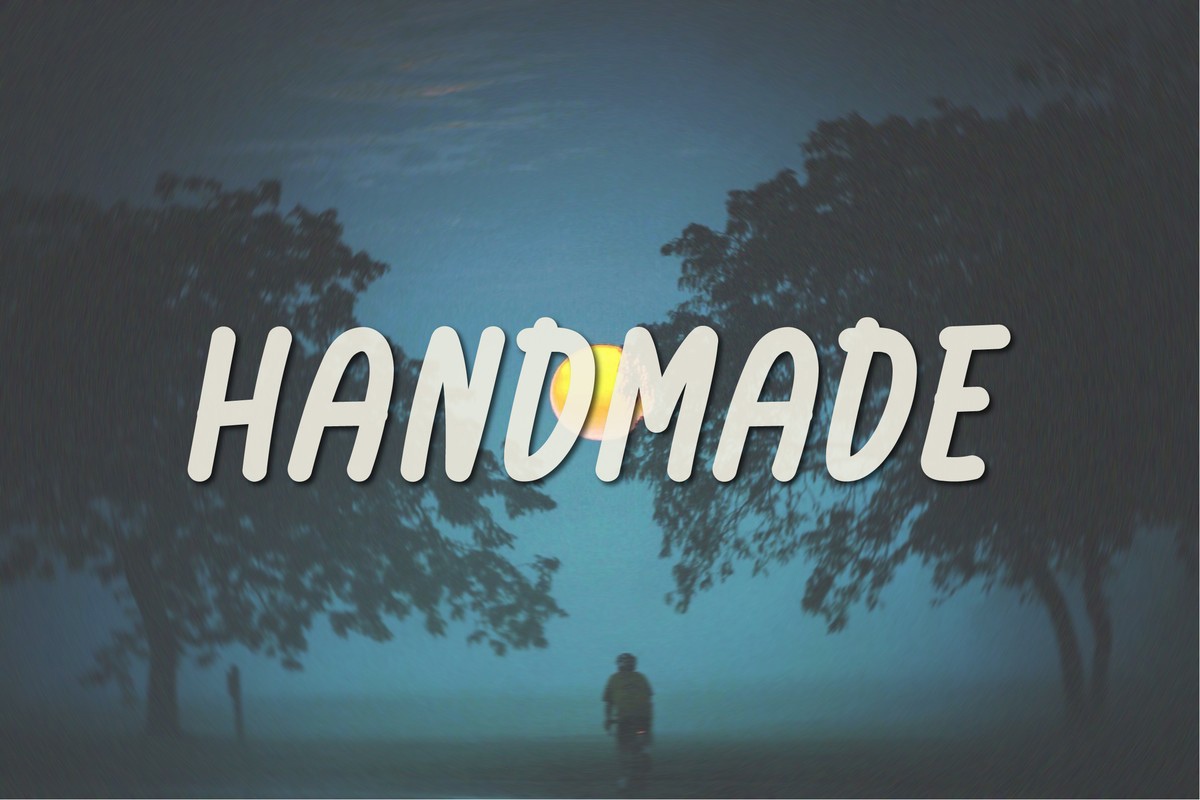 Пример шрифта Handmade Regular